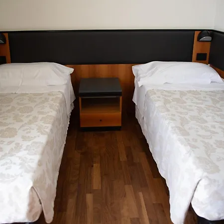 Hotel Ombra-2